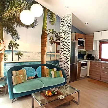 Ośrodek wypoczynkowy Birdcage Gay Men And Lifestyle (adults Only) 4*