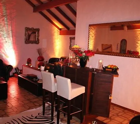 Ośrodek wypoczynkowy Birdcage Gay Men And Lifestyle (adults Only) 4*