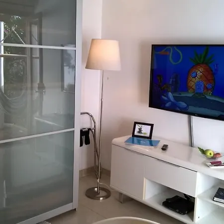 Birdcage Gay Men Resort&lifestyle 4*