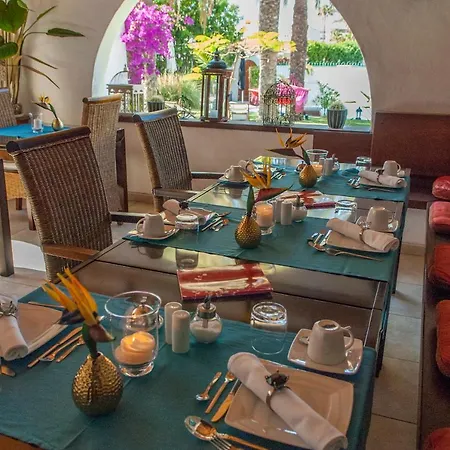Birdcage Gay Men Resort&lifestyle 4*