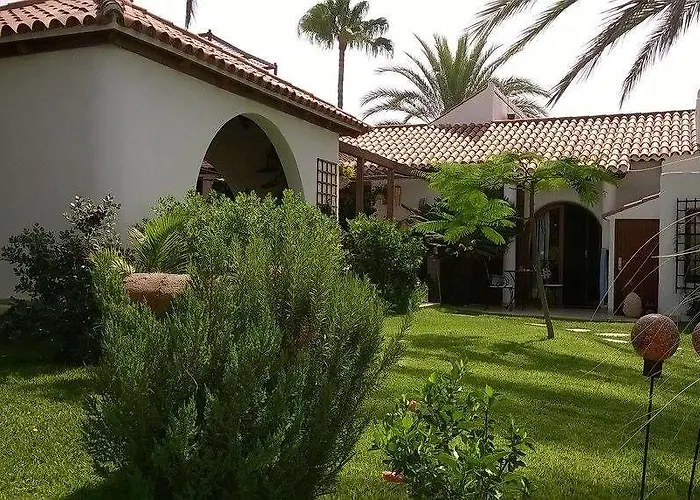 Birdcage Gay Men Resort&lifestyle 4*