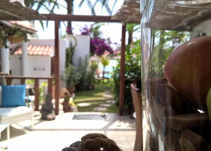 Birdcage Gay Men Resort&lifestyle 4*